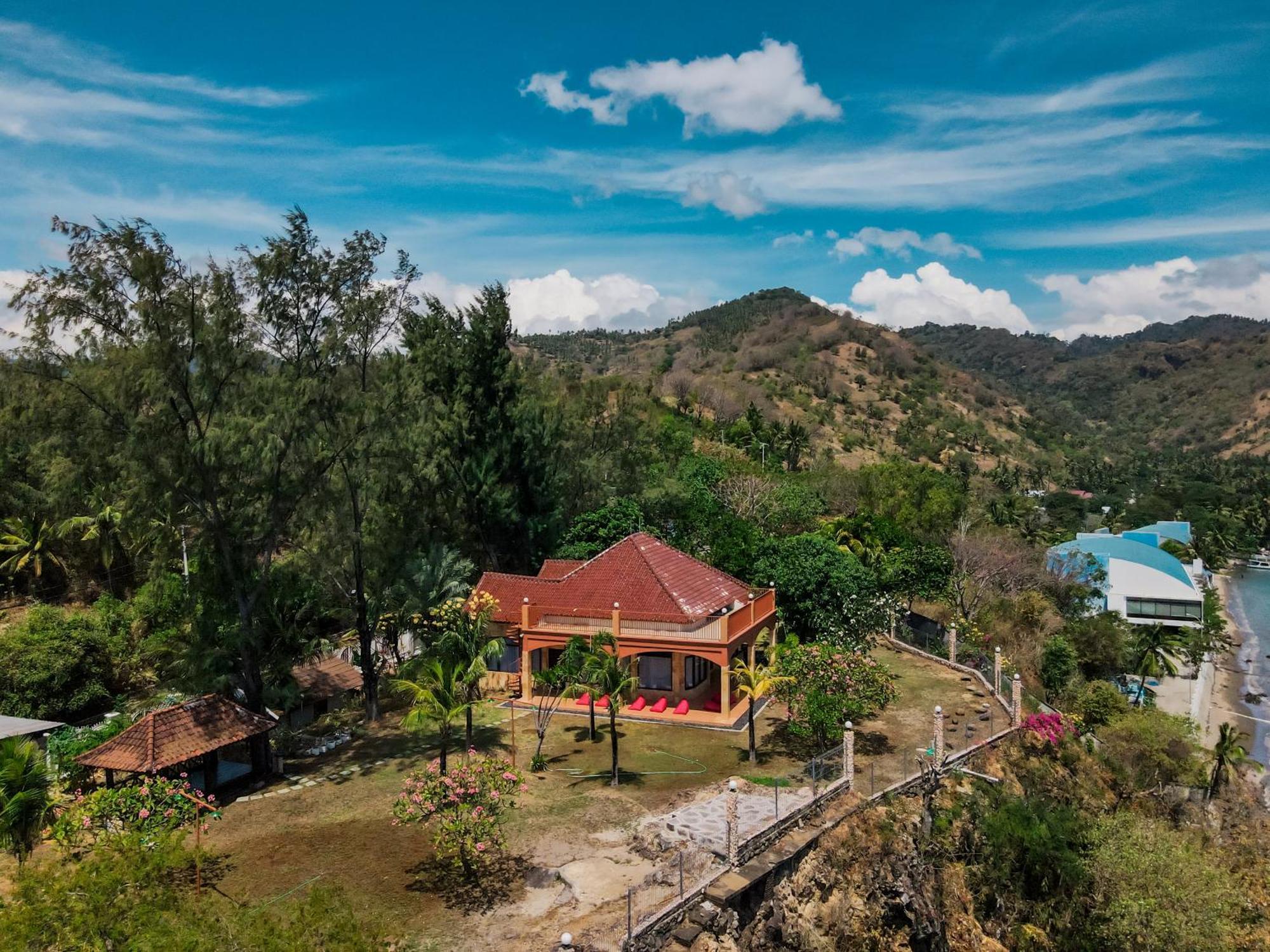 Villa Gili View By Maza Teluknarat Exterior foto