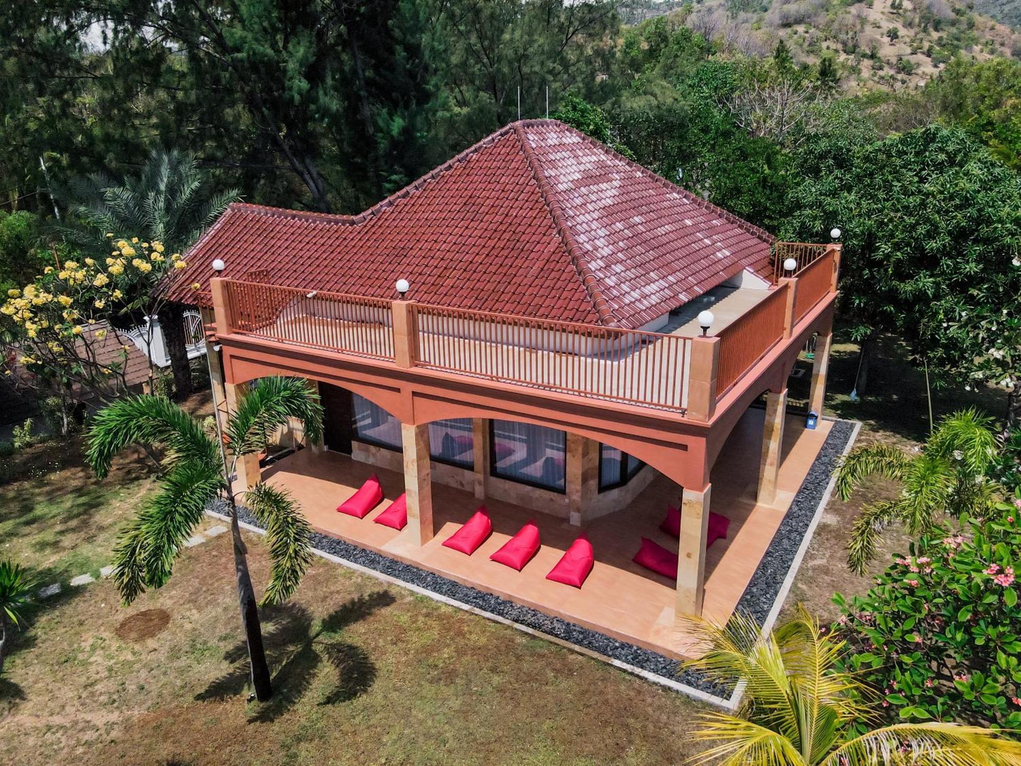 Villa Gili View By Maza Teluknarat Exterior foto